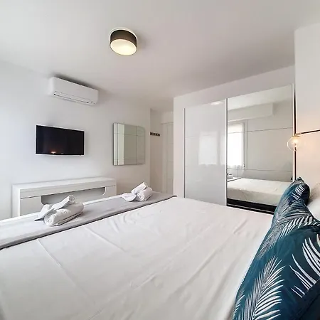 Apartment Nestor&jeeves - Floreal - - Close Sea